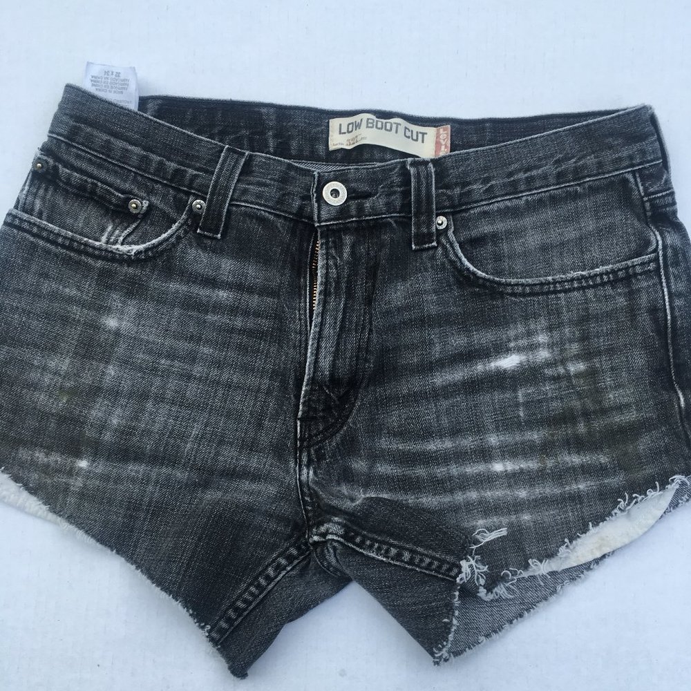 Levi's 527